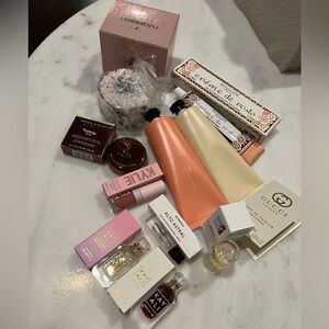 Makeup and fragrance bundle